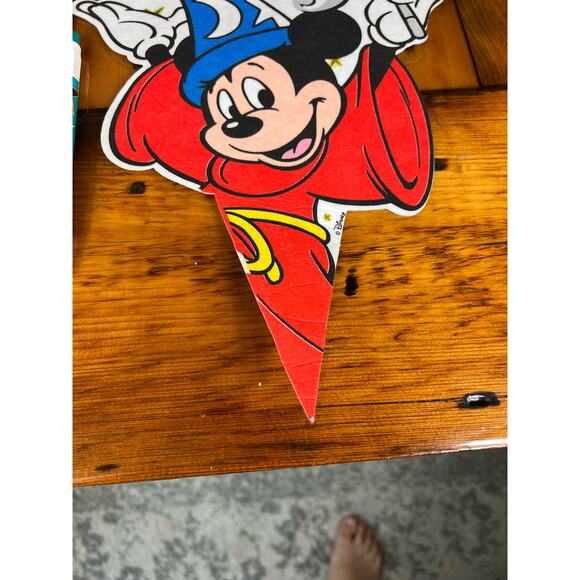 Vintage Walt Disney World 25 year Souvenir Pack banners button cups & pens - Picture 5 of 14